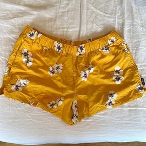 Patagonia womens baggies 2.5” inseam